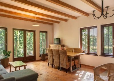 Salon w Birchy Hills